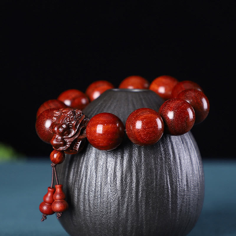 Fortune Jewel Rosewood Green Sandalwood Small Leaf Red Sandalwood Dragon Carved Protection Bracelet