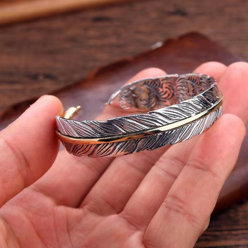 Fortune Jewel Feather Pattern Carved Luck Wealth Cuff Bracelet Bangle
