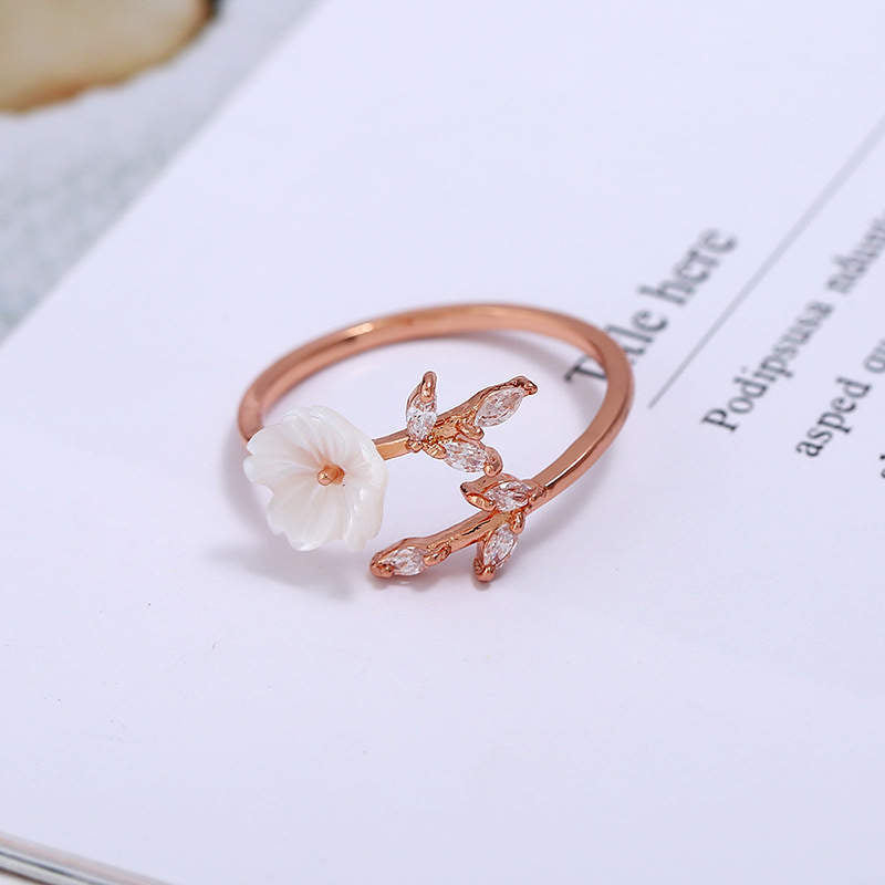 Fortune Jewel Plum Blossom Leaf Pattern Copper Luck Ring