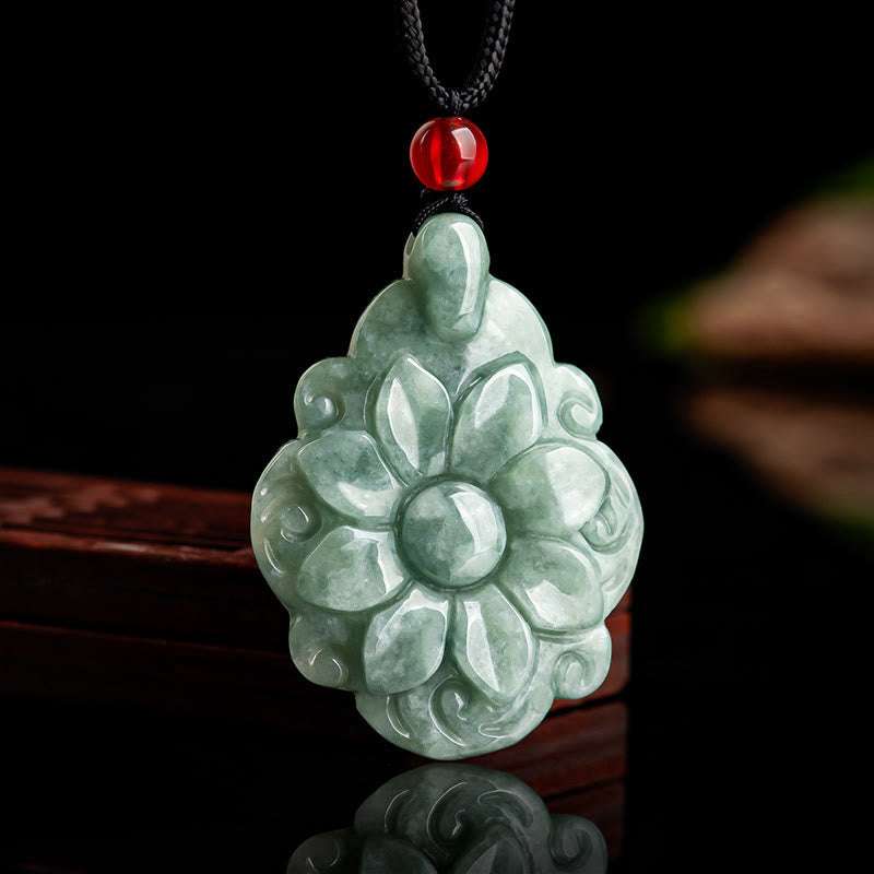 Fortune Jewel Natural Jade Kalanchoe blossfeldiana Flower Pattern Luck Necklace Pendant