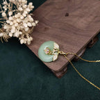 Fortune Jewel Round Jade Leaf Blessing Fortune Necklace Chain Pendant