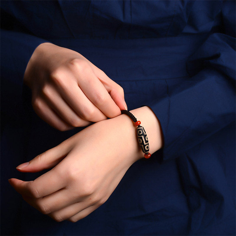 Fortune Jewel Tibetan Nine-Eye Dzi Bead Prosperity String Bracelet