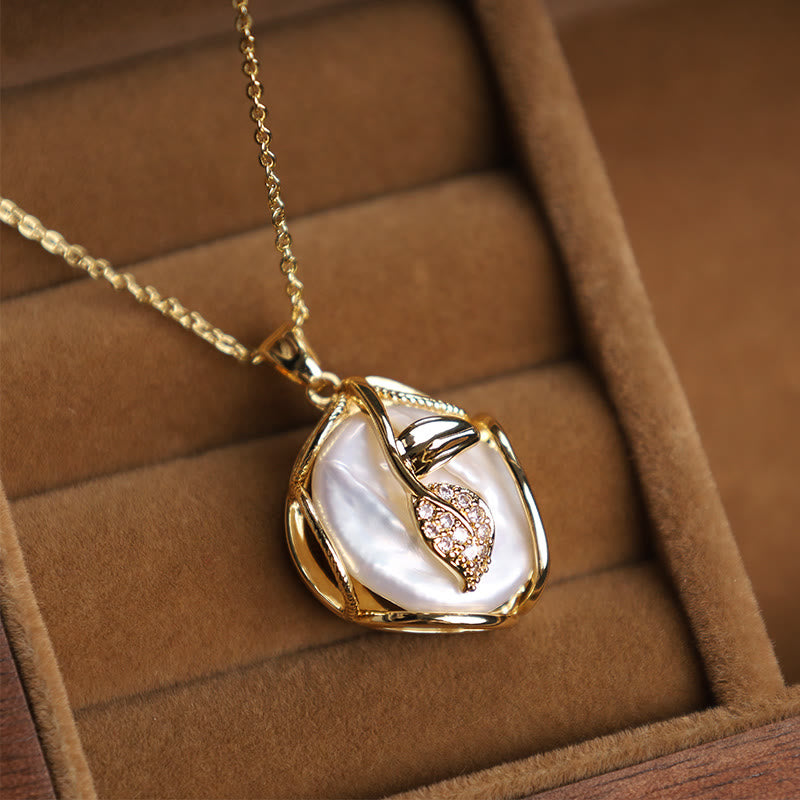 Fortune Jewel 18K Gold Plated Copper Natural Baroque Pearl Flower Sincerity Necklace Pendant