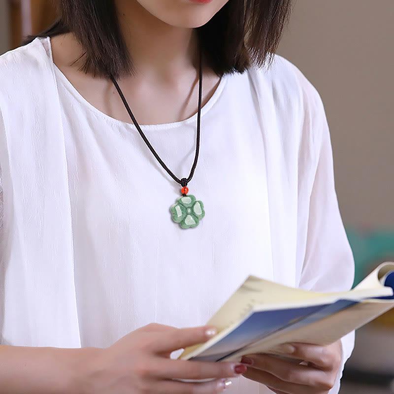Fortune Jewel Natural Lucky Four Leaf Clover Jade Prosperity Necklace Pendant