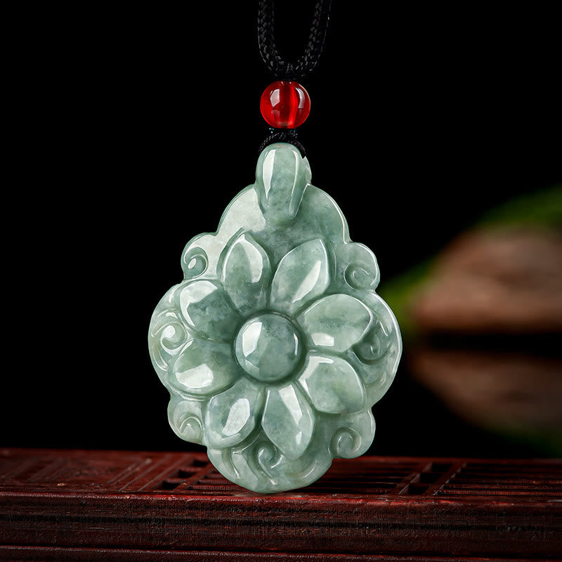 Fortune Jewel Natural Jade Kalanchoe blossfeldiana Flower Pattern Luck Necklace Pendant