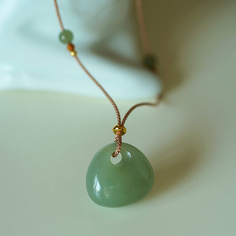 Fortune Jewel Natural Jade Luck Prosperity Necklace Pendant (Random Color)