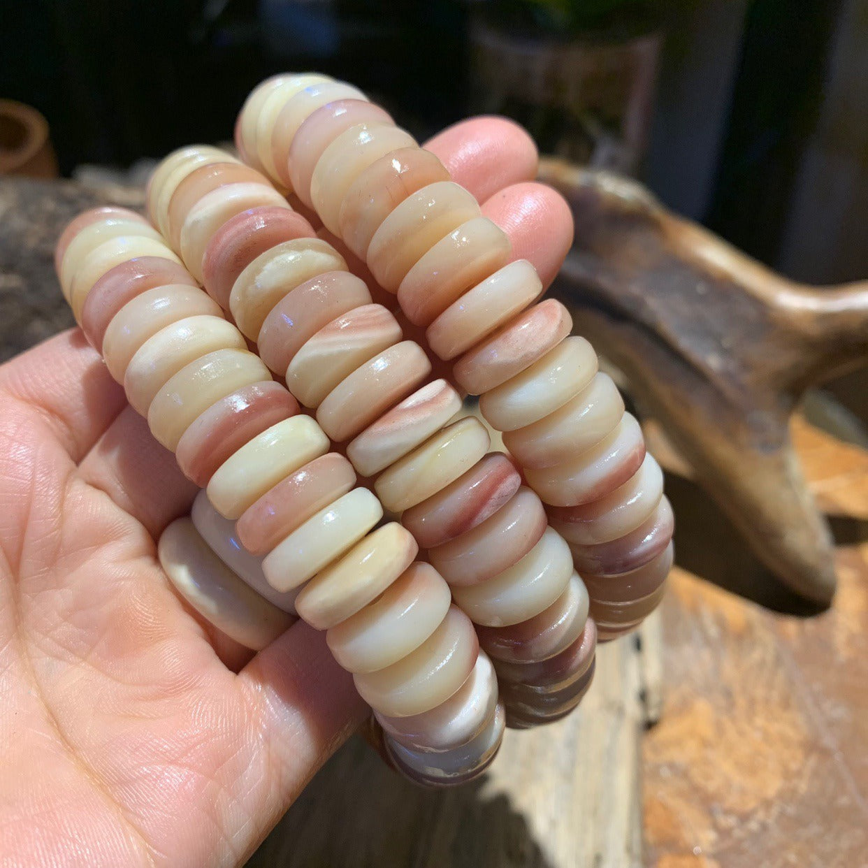 Large Camel Bone Flake Bracelet（14.5mm*5mm）