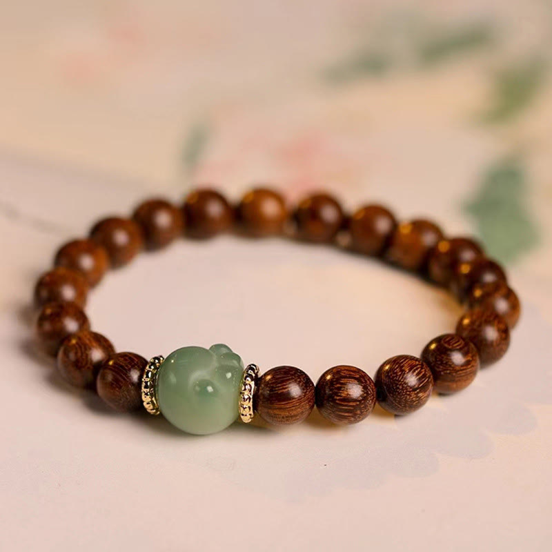 Fortune Jewel Sandalwood Lovely Cat Paw Protection Bracelet