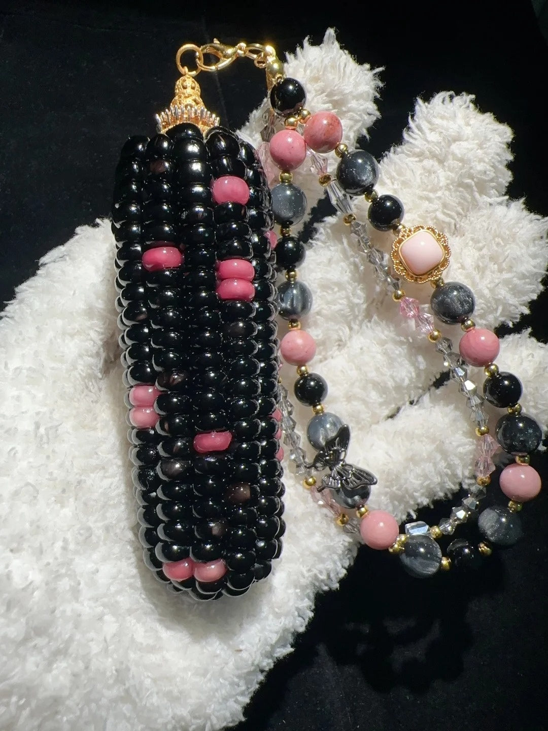 Pink-Dotted Black Corn Charms for Fidgeting & Relaxation
