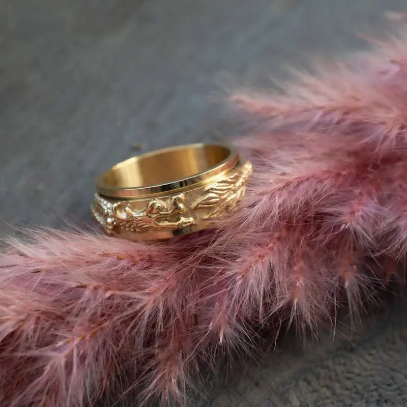 Fortune Jewel Dragon Titanium Steel Stimulation Rotatable Ring Fortune Jewel