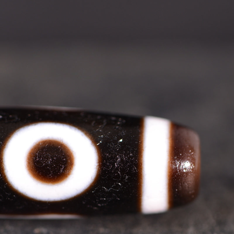 Tibetan Dzi Bead Pendant Agate Classic Black and White, Length 38mm Wide 12mm, Totem Random